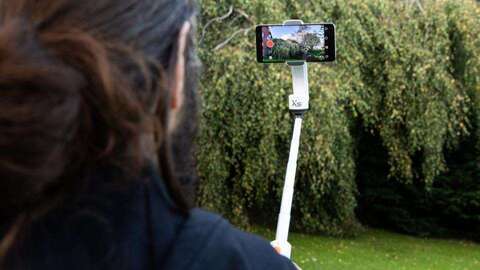 Zhiyun Smooth Xs review: A smart, stabilised selfie stick